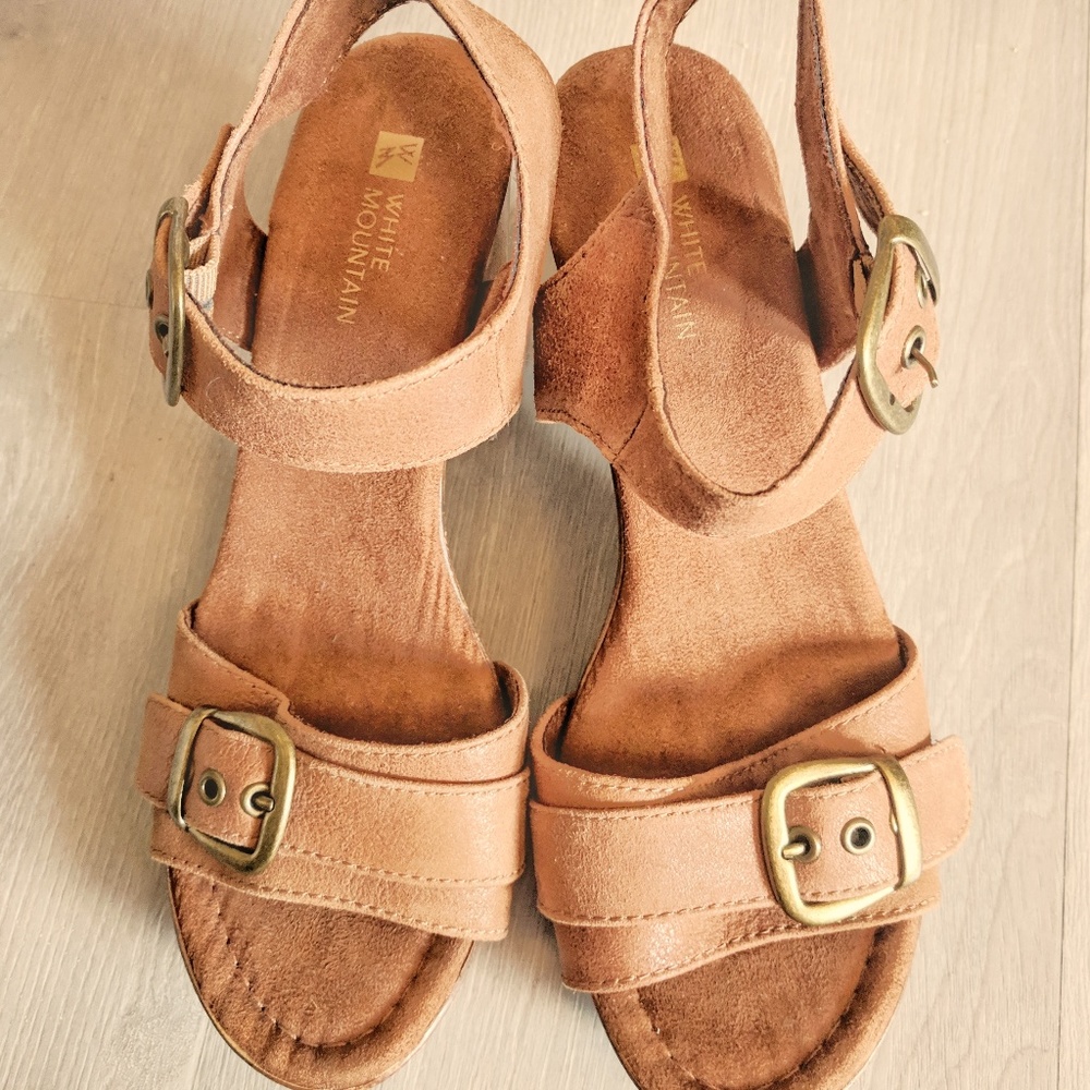 White mountain shoes